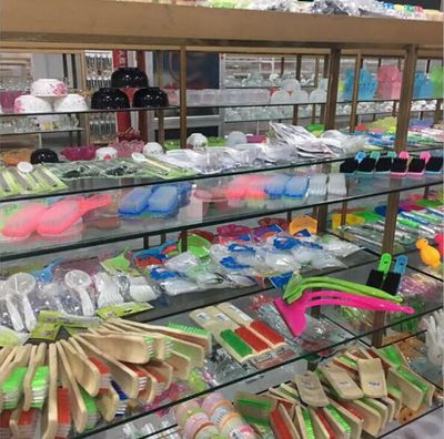 義烏2元店貨源 探秘一元二元家居小商品批發(fā)市場
